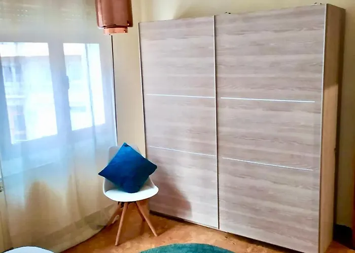 Amplio Con Dos Patios *