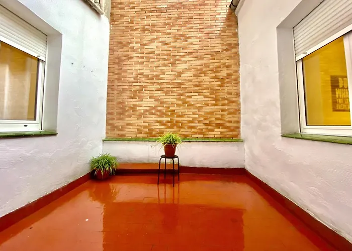 Amplio Con Dos Patios Gijón