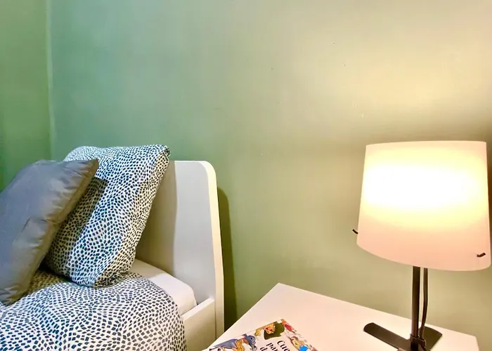 Amplio Con Dos Patios Daire